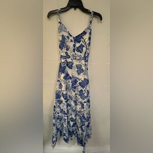 LIKE NEW MSK WOMENS BLUE FLORAL DRESS SIZE: M